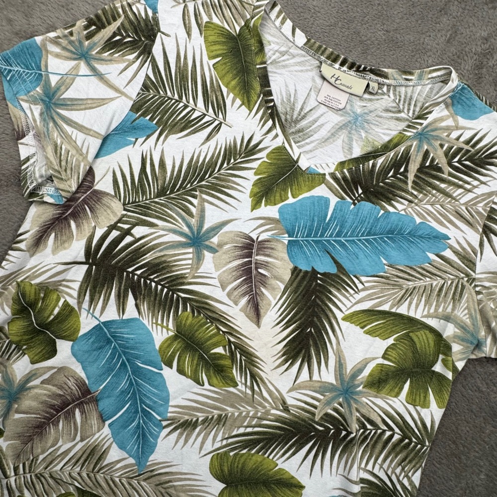H Casuals Tropical Palm Leaf Top Womens XL White Green V-Neck Short Sleeve Exc